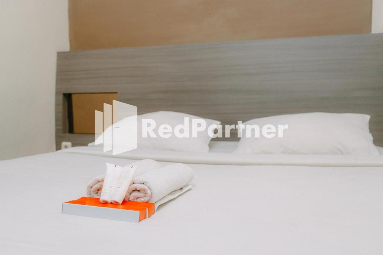We Stay Residence Redpartner Surabaya Ngoại thất bức ảnh