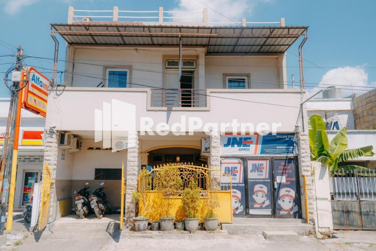 We Stay Residence Redpartner Surabaya Ngoại thất bức ảnh
