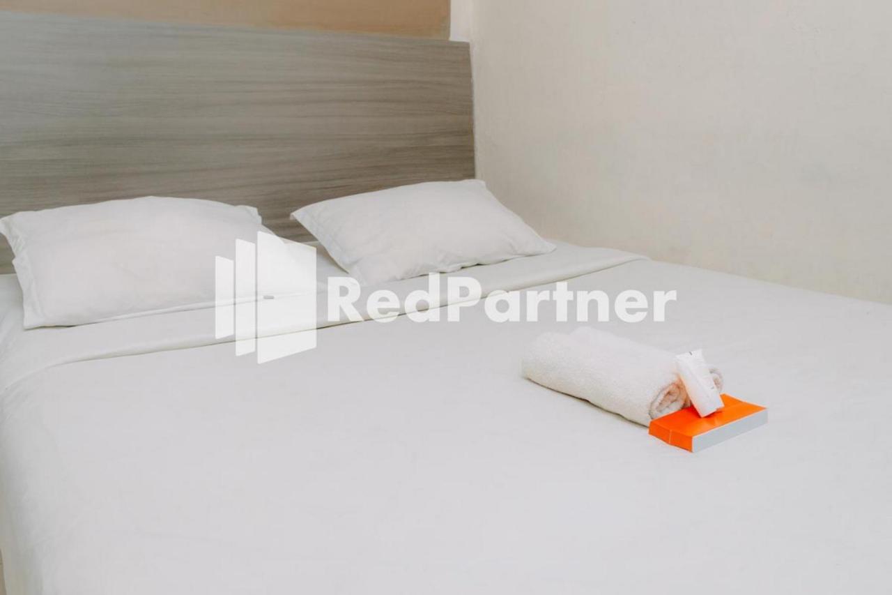 We Stay Residence Redpartner Surabaya Ngoại thất bức ảnh