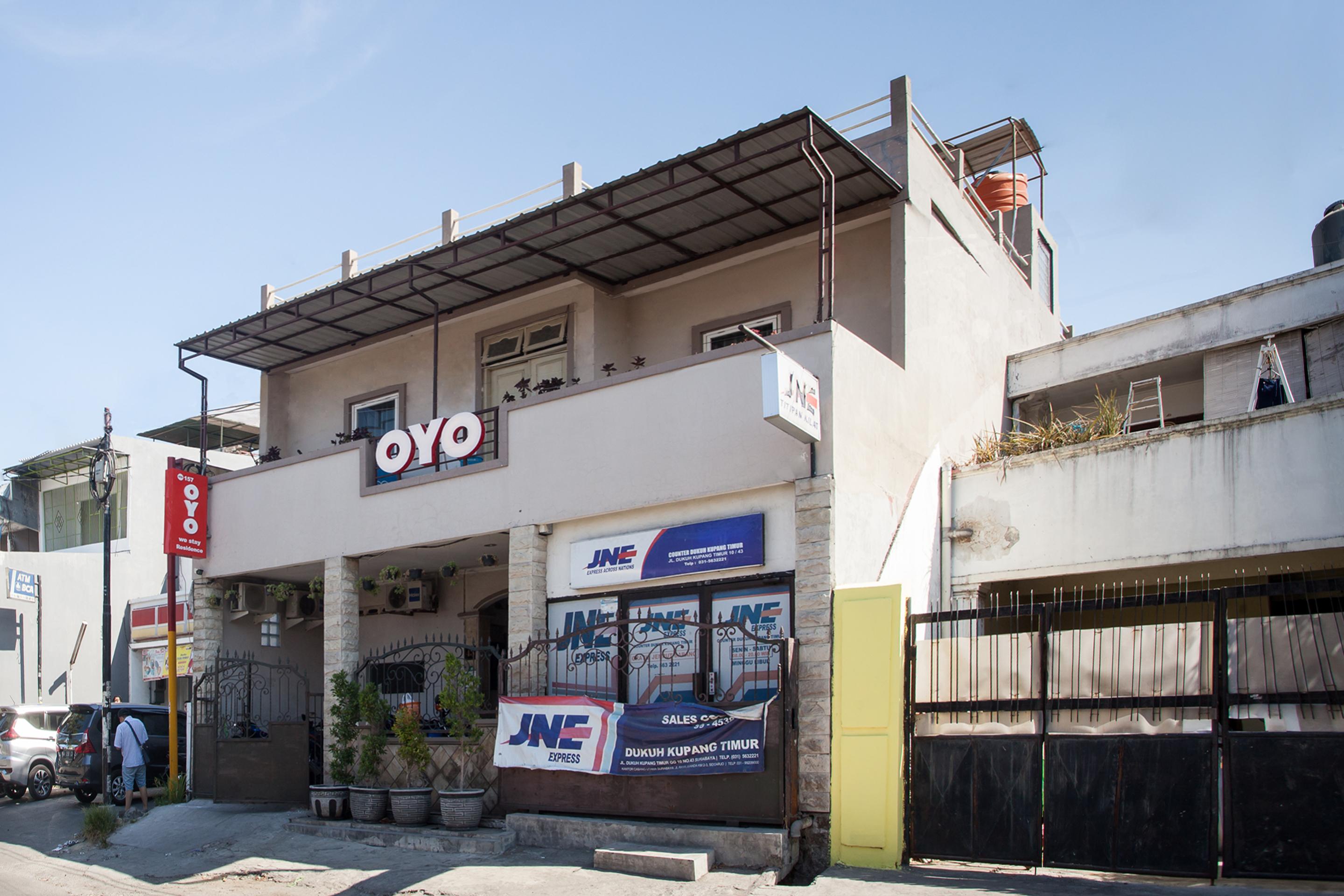 We Stay Residence Redpartner Surabaya Ngoại thất bức ảnh